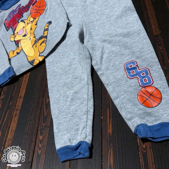 Vintage 90s/00s Walt Disney Tigger Basketball Pajama Set Pooh & Friends (2T) - Picture 2 of 6